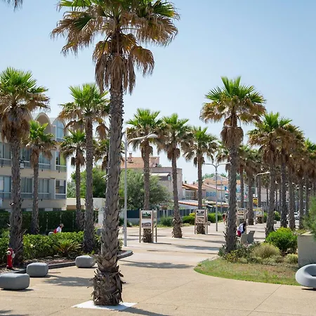 6 Pers, Terrasse, A 2 Pas De Et Commerces, Parking, Option Internet - Fr-1-387-153 Marseillan (Herault)
